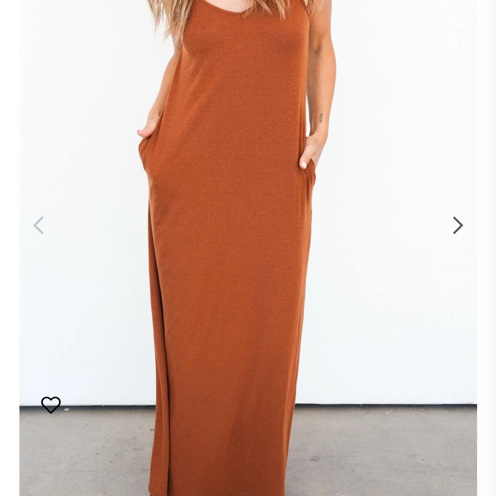 Carly Jean Los Angeles Rust Ribbed Maxi Dress XS